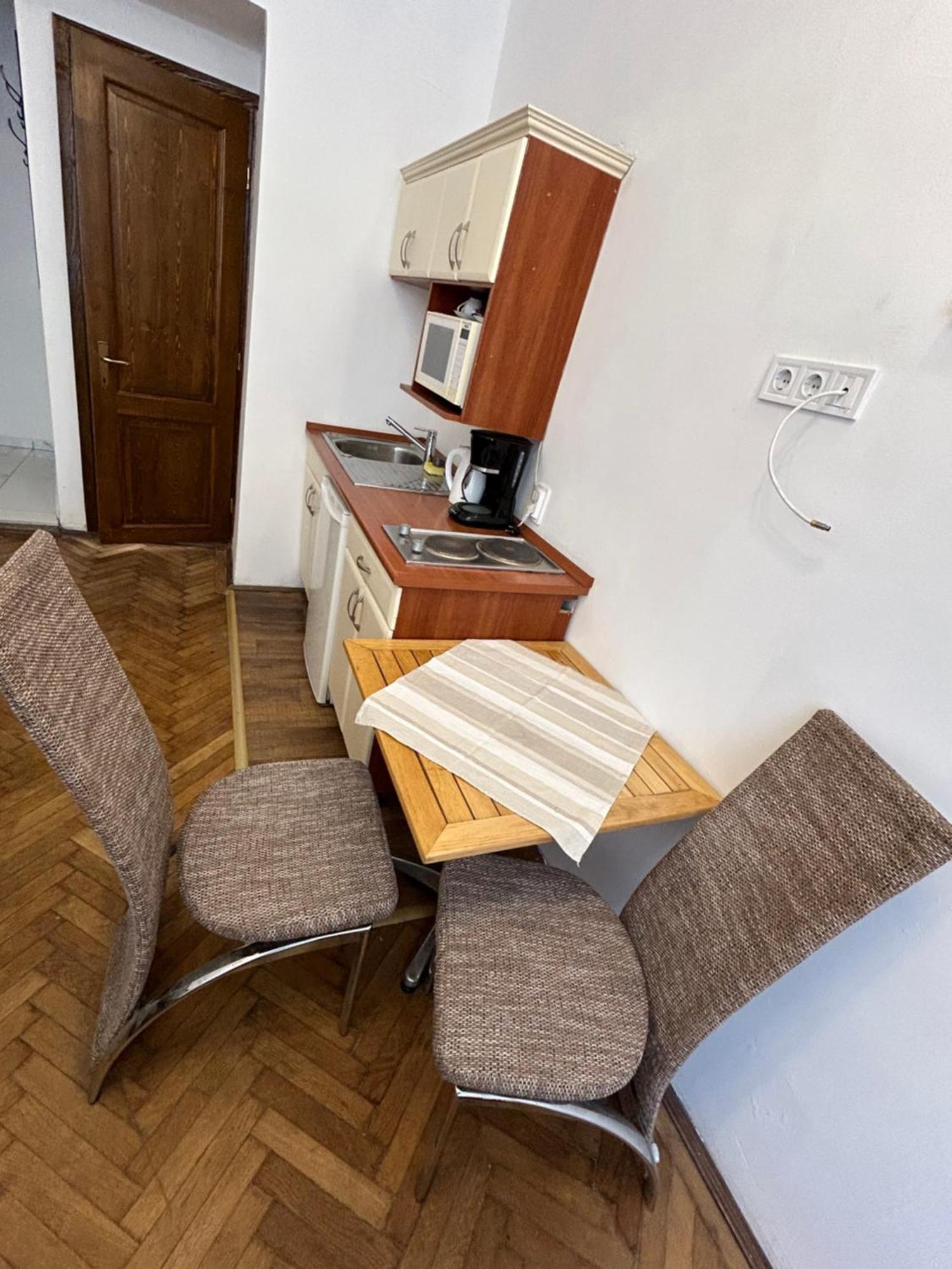 Ferienwohnung Velez Haz Budapest Exterior foto