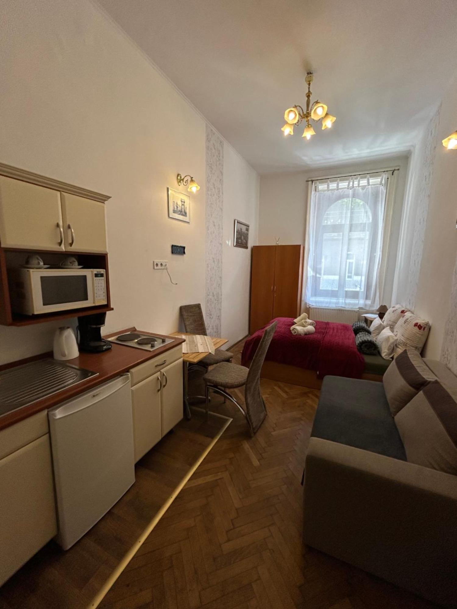 Ferienwohnung Velez Haz Budapest Exterior foto